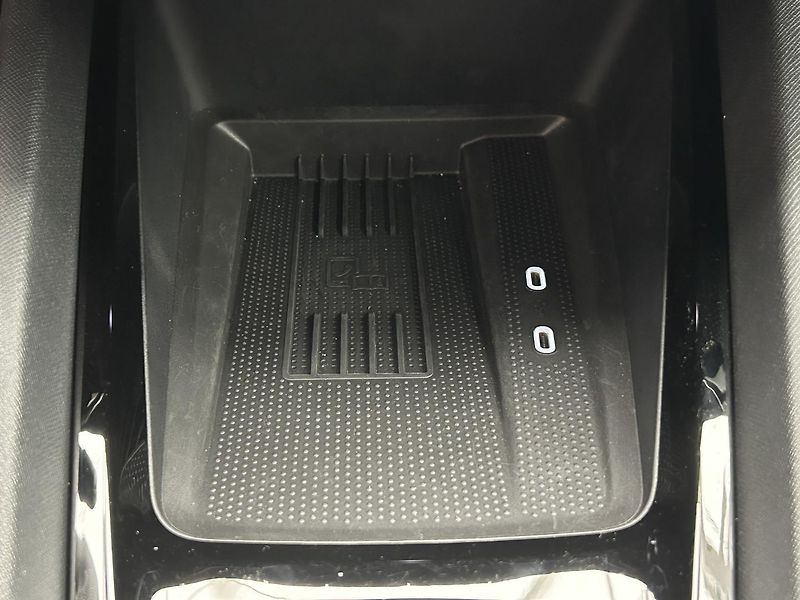Škoda Octavia 1.5 TSI SportLine - fotka 22 z 31