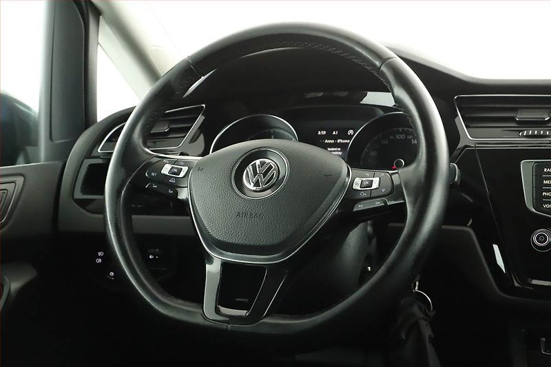 Volkswagen Touran (2016) 1.6 TDI, Navi, Tempomat - fotka 8 z 15