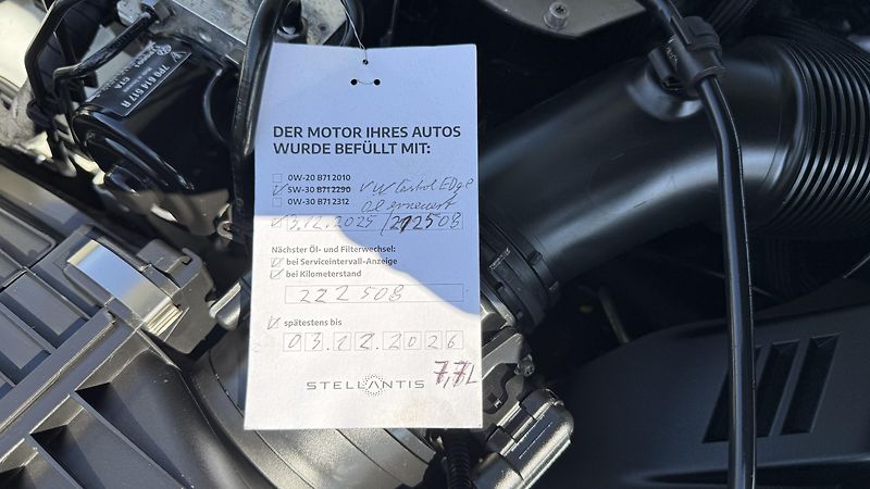 Volkswagen Touareg 3.0TDi*193kW*R-LINE*PERLEŤ - fotka 33 z 44