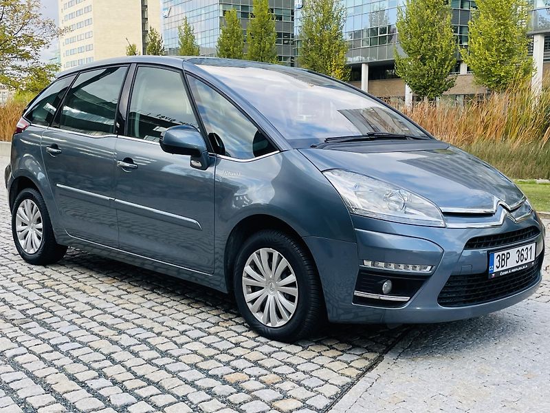 Citroën C4 Picasso 1.6i 88KW MANUÁL LED SENZORY - fotka 10 z 42