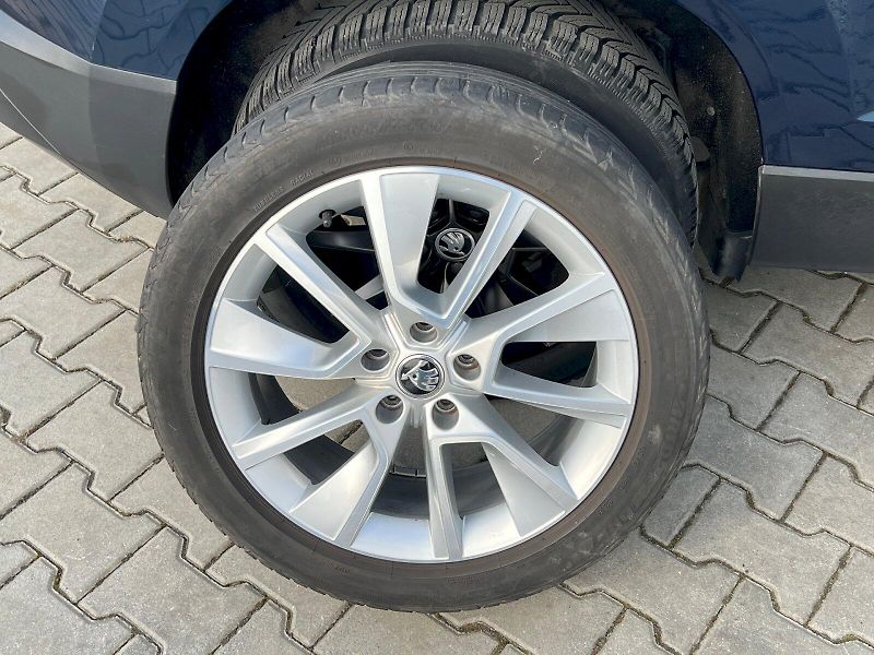 Škoda Karoq (2019) Style Plus 1.5TSi 110kW 7°DSG - fotka 15 z 31