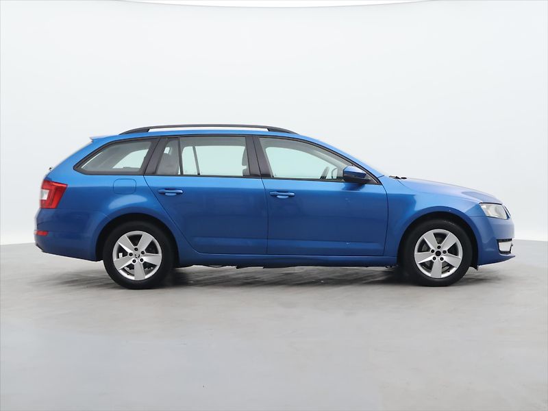 Škoda Octavia 1.6 TDI 81kW 4x4 CZ 2.Maj DPH - fotka 8 z 35