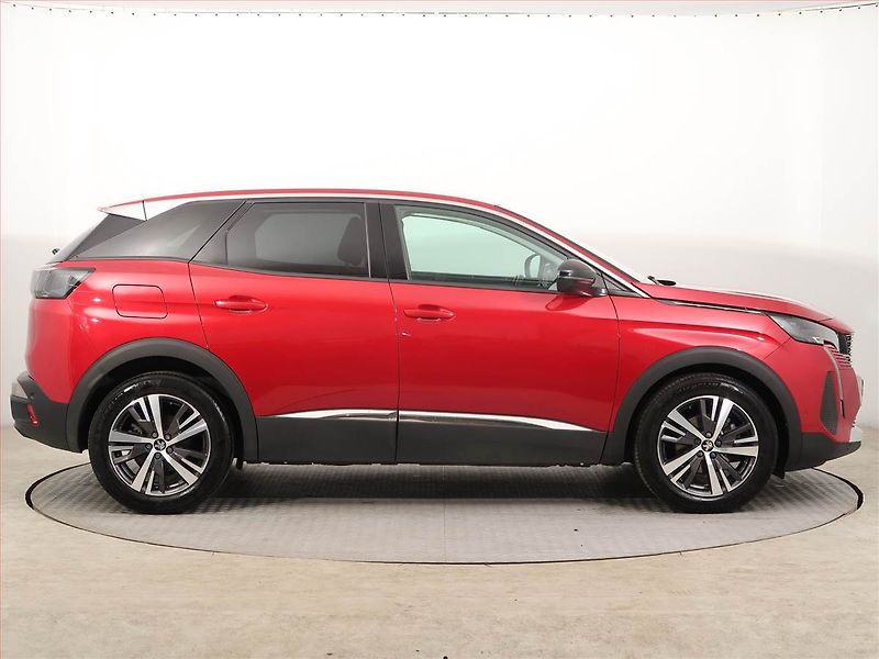 Peugeot 3008 (2022) 1.5 BlueHDi - fotka 6 z 16