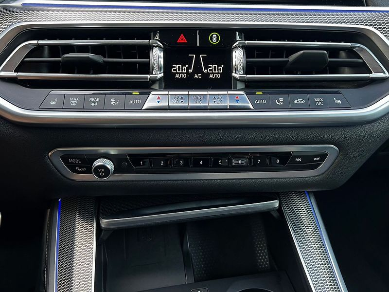 BMW X5 M50d xDrive-TOP STAV - fotka 44 z 57