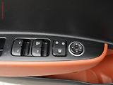Hyundai i10 (2014) 1.0i, ČR, AC, temp - náhled 11