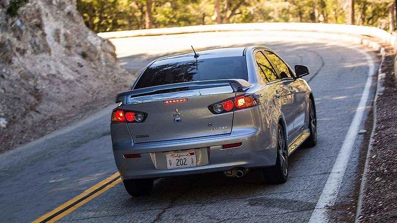 Mitsubishi Lancer.