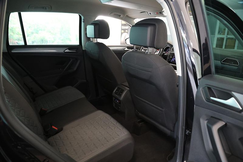 Volkswagen Tiguan (2023) 2.0TDI Navi LED Tažné LED - fotka 19 z 24
