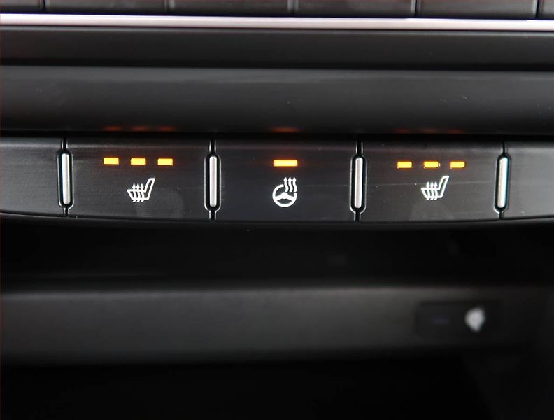 Kia XCeed (2026) 1.6 T-GDI, Ad. tempomat - fotka 20 z 24