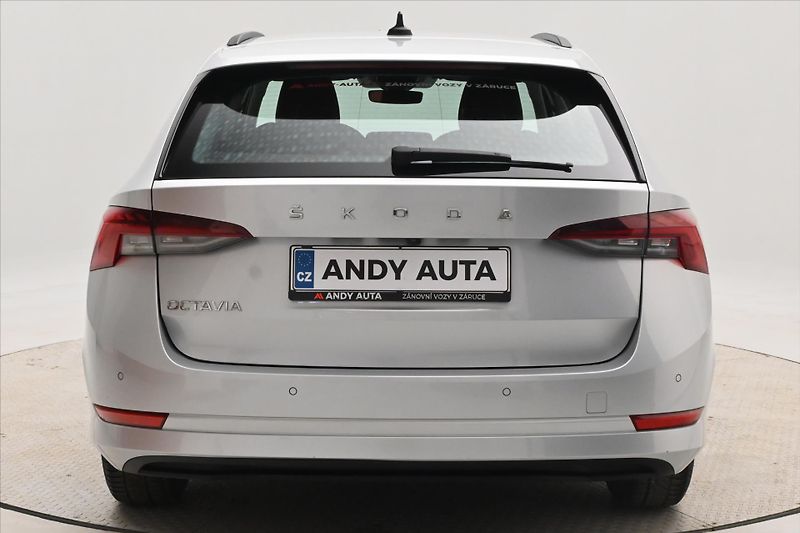 Škoda Octavia 2,0 TDI 110 kW DSG NAVIGACE Zá - fotka 6 z 30