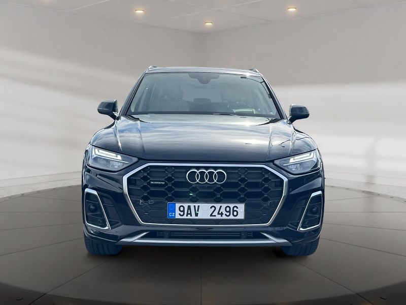 Audi Q5 (2023) S-LINE 45TFSI 195kW QUATTRO CZ - fotka 2 z 11