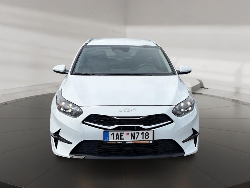 Kia Ceed (2024) SPIN 1.0T-GDI 74kW CZ DPH - fotka 2 z 11