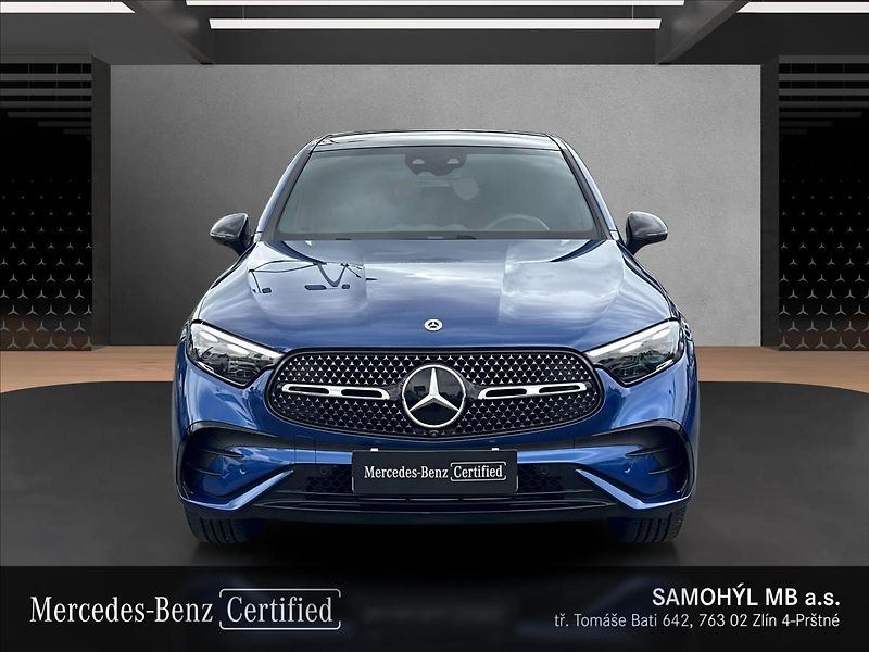 Mercedes-Benz GLC 300d 4MATIC kupé AMG linie - fotka 8 z 14