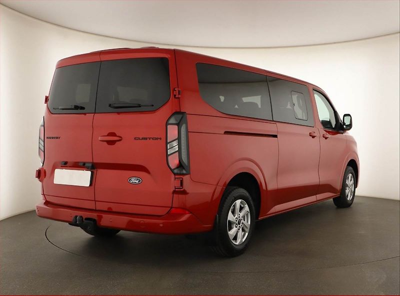 Ford Transit Custom (2025) 2.0 EcoBlue - fotka 5 z 14