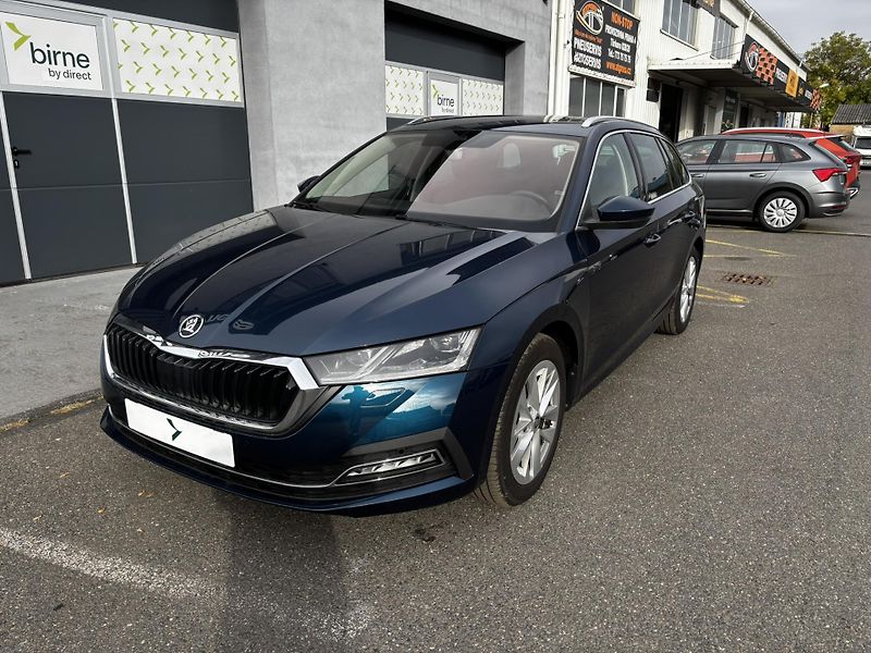 Škoda Octavia (2023) Combi Style 2.0 TDI (110 kW)  - fotka 6 z 12