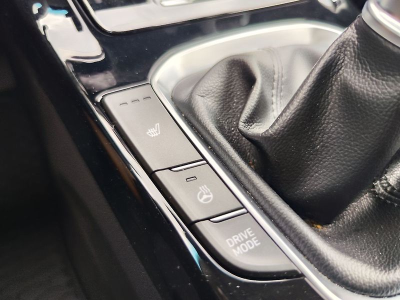 Hyundai i30 1.5 T-GDi/103kW Style - fotka 25 z 36