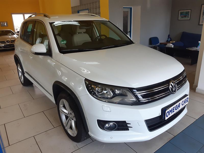 Volkswagen Tiguan 2.0 TSI 4x4 R-LINE  - fotka 1 z 26