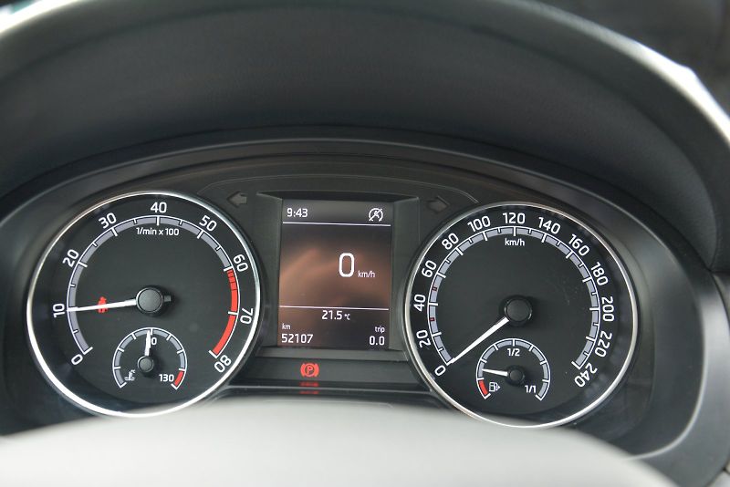 Škoda Rapid (2018) 1.0 TSI 81 kW Style PLUS - fotka 6 z 23