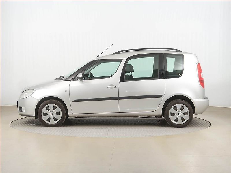 Škoda Roomster (2007) 1.6 16V, po STK, udržované - fotka 3 z 15