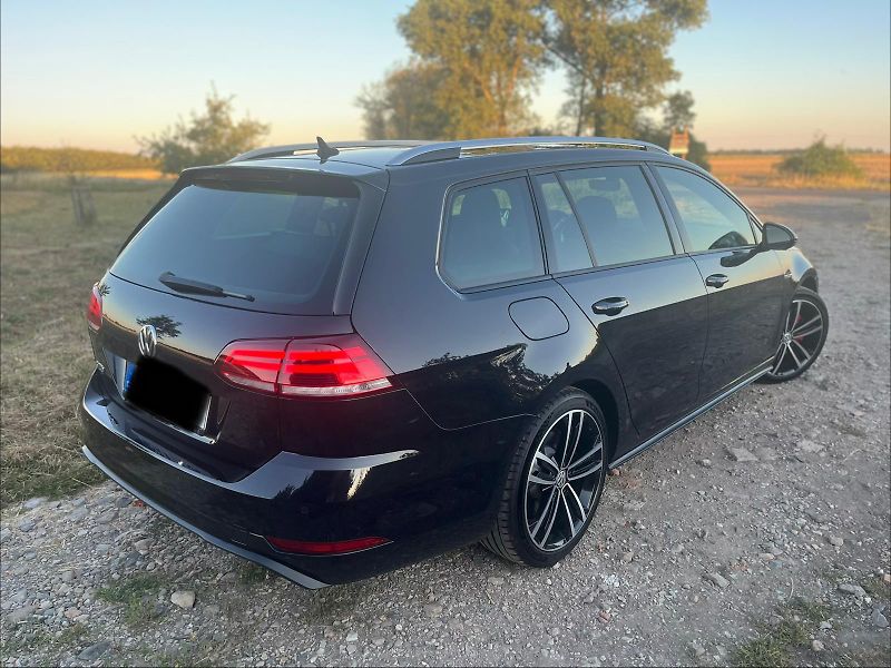 Volkswagen Golf (2018) GTD - fotka 3 z 26