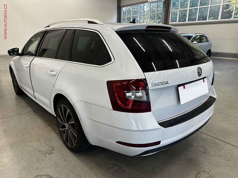 Škoda Octavia (2018) 2.0 TDi 4x4, AT, LED - fotka 2 z 3