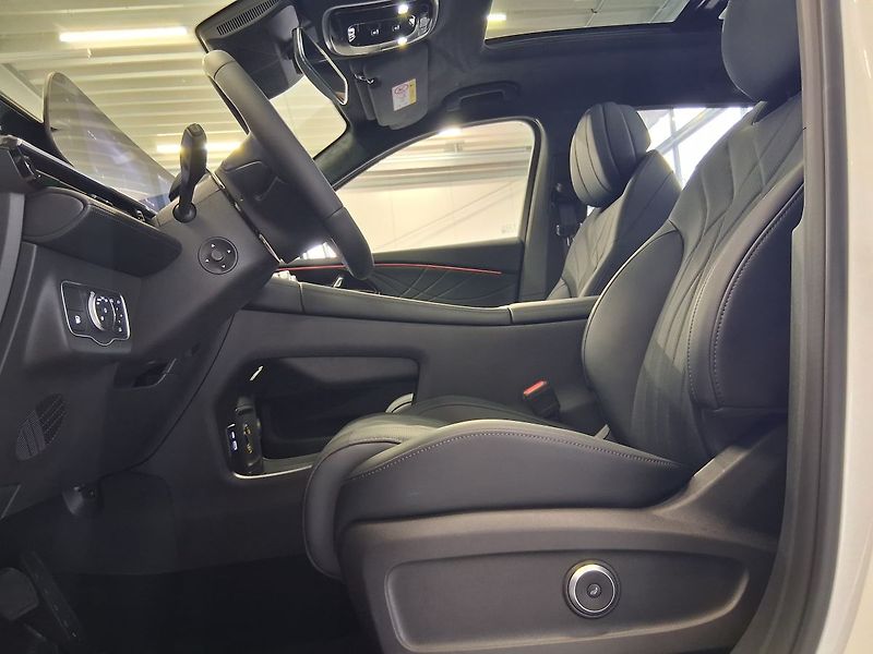 Omoda 9 (2025) Premium 1.5t GDI SHS AWD - fotka 8 z 25