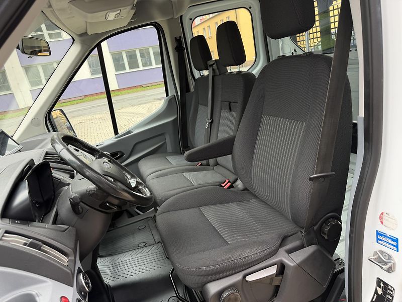 Ford Transit 2,0 TDCi 4x4 /valník/7-místný - fotka 11 z 22