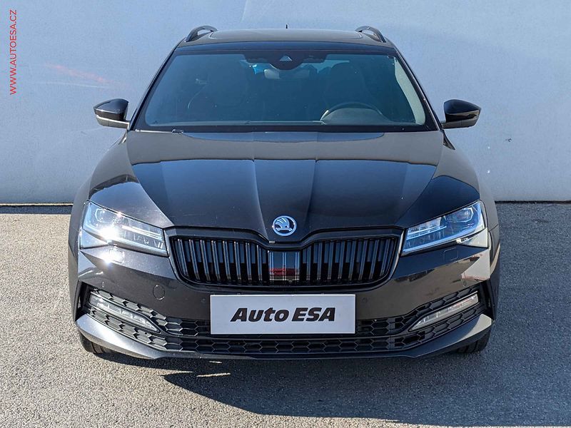 Škoda Superb (2021) 2.0TSi 4x4, ČR, SportLine - fotka 2 z 23