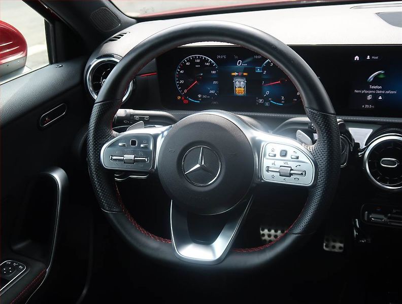 Mercedes-Benz Třídy A (2021) A 180 - fotka 16 z 26