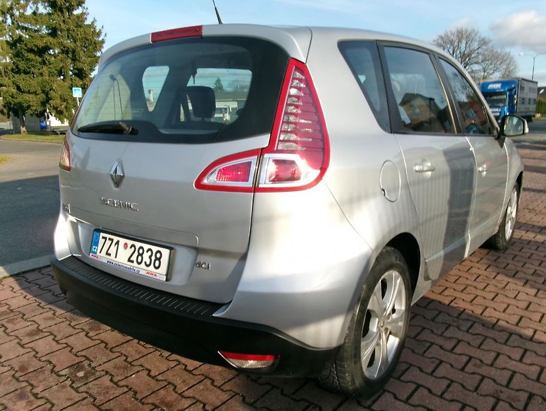 Renault Scénic (2011) 1,5dCi KLIMA ALU TEMP - fotka 8 z 30
