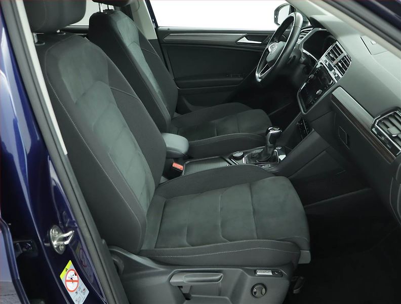 Volkswagen Tiguan Allspace (2022) 2.0 TDI - fotka 9 z 17