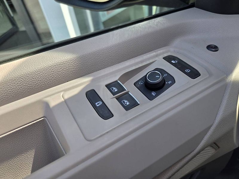 Volkswagen Ostatní (2026) Multivan Long 2,0 TDI 8míst - fotka 26 z 52