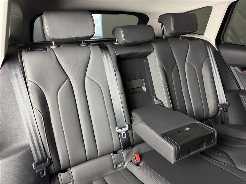 Škoda Enyaq 80 LED Matrix Assist Kamera - fotka 15 z 48