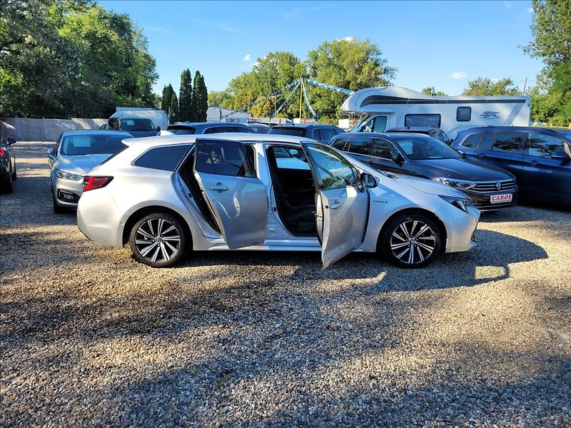 Toyota Corolla 1,8 Již není k dispozici - fotka 18 z 50