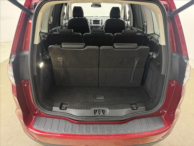 Ford Galaxy 2,0 4X4 AUT 7 MÍST PANO TAŽNÉ - fotka 48 z 48