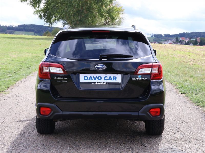 Subaru Outback 2,5 i 129kW Aut. AWD Kůže CZ - fotka 6 z 39