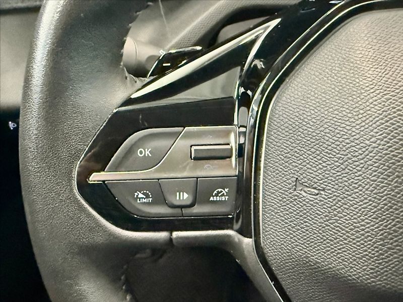 Peugeot 308 1,2 i ALLURE 1.MAJITEL - fotka 16 z 18