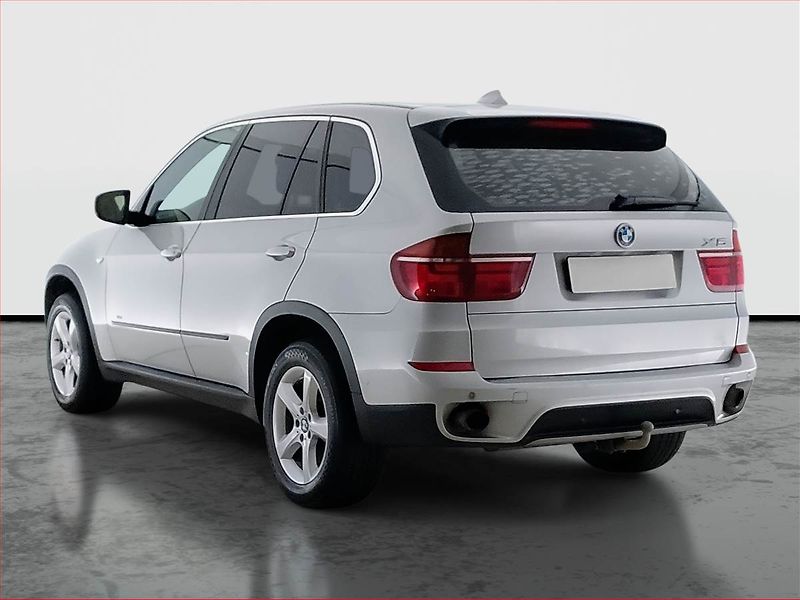 BMW X5 (2013) xDrive30d, 4X4, Automat - fotka 4 z 22