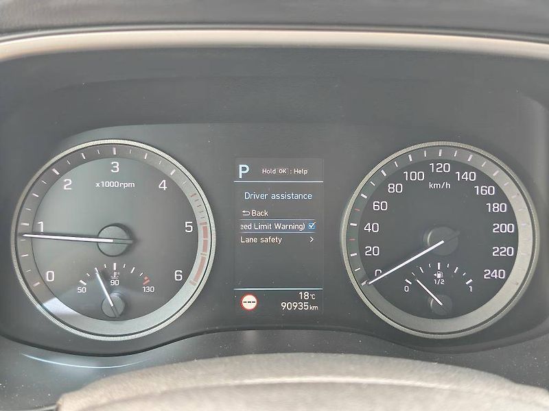 Hyundai Tucson 4. gen 1.6 CRDi E-VGT 100kW 4x - fotka 13 z 22