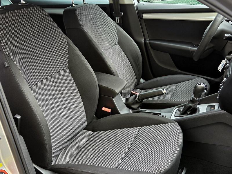 Škoda Octavia 1,2TSi DSG SERV.ŠKODA - fotka 26 z 47