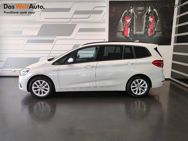 BMW Řada 2 (2017) 220i Gran Tourer (141kW/192k) - fotka 3 z 27