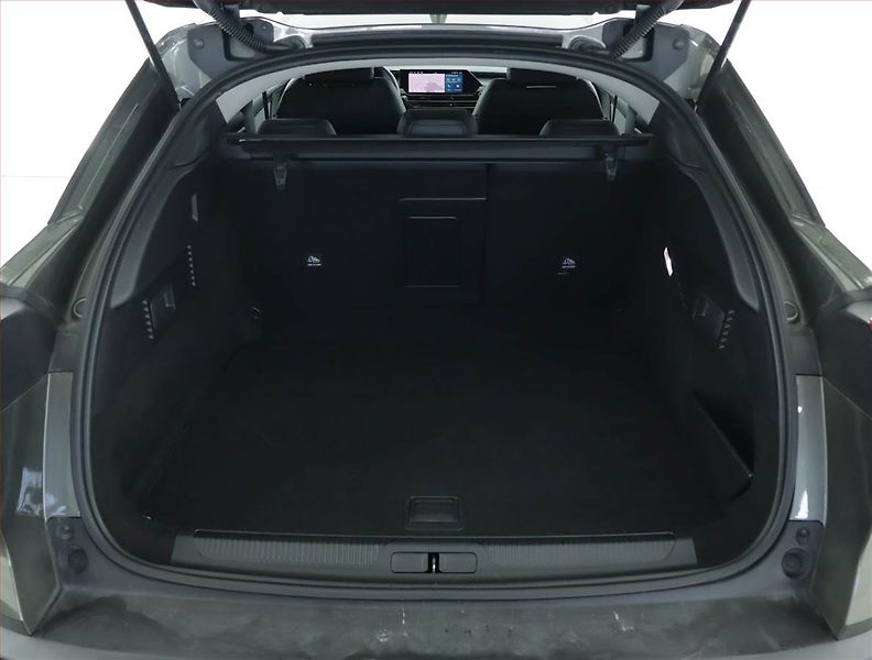 Citroën C5 X (2022) 1.2 PureTech - fotka 14 z 16