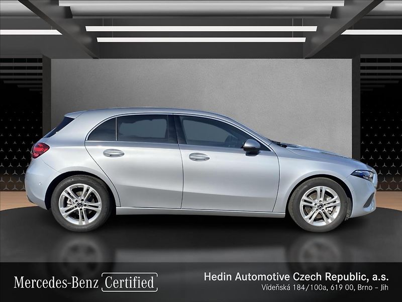 Mercedes-Benz Třídy A A 200 Progressive - fotka 6 z 26
