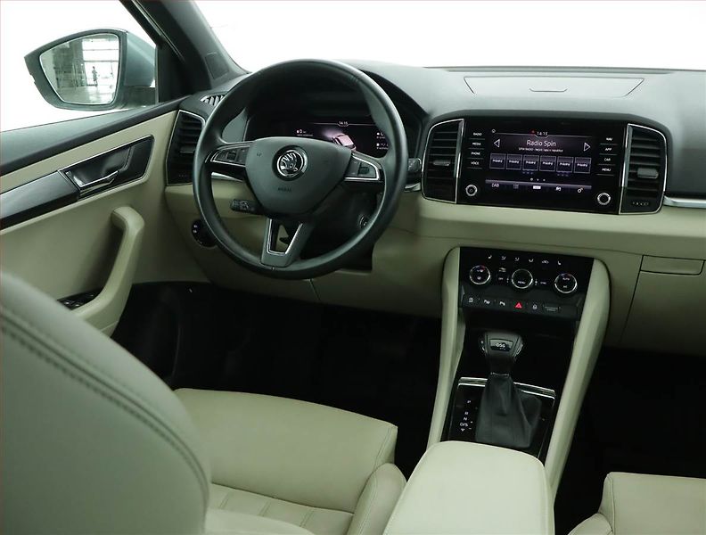 Škoda Karoq (2018) 1.5 TSI - fotka 7 z 17