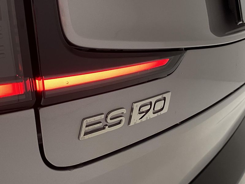 Volvo ES90 (2026) PURE ELECTRIC ULTRA - fotka 21 z 79