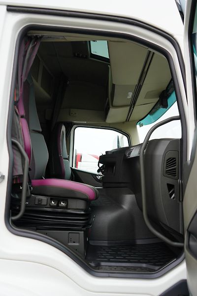 Volvo FM (2023) 430 / ACC / E 6 / KONTENER + W - fotka 8 z 45