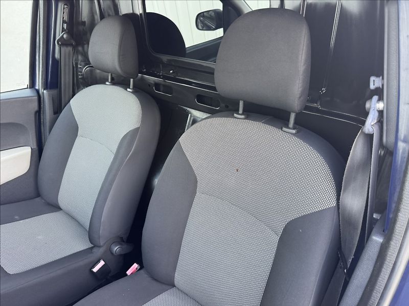 Dacia Dokker 1,6 i 60kW CNG klima původ ČR - fotka 28 z 50