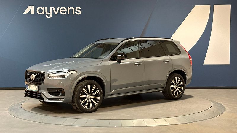 Volvo XC90 B5 AWD diesel Plus Dark Auto - fotka 4 z 17
