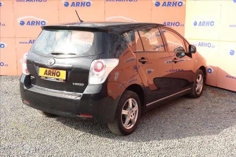 Toyota Verso 1,6 i 97KW, ČR, KLIMATIZACE. - fotka 7 z 31