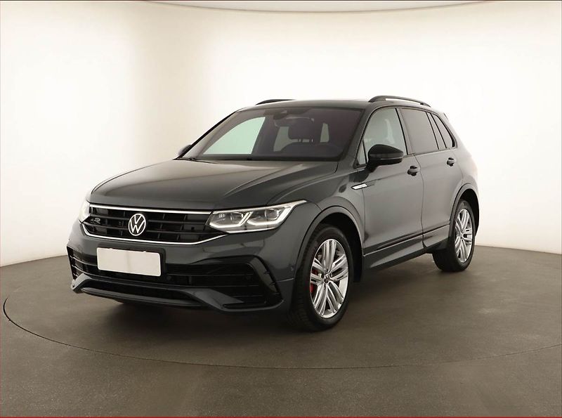 Volkswagen Tiguan (2020) R-Line 2.0 TDI - fotka 2 z 31