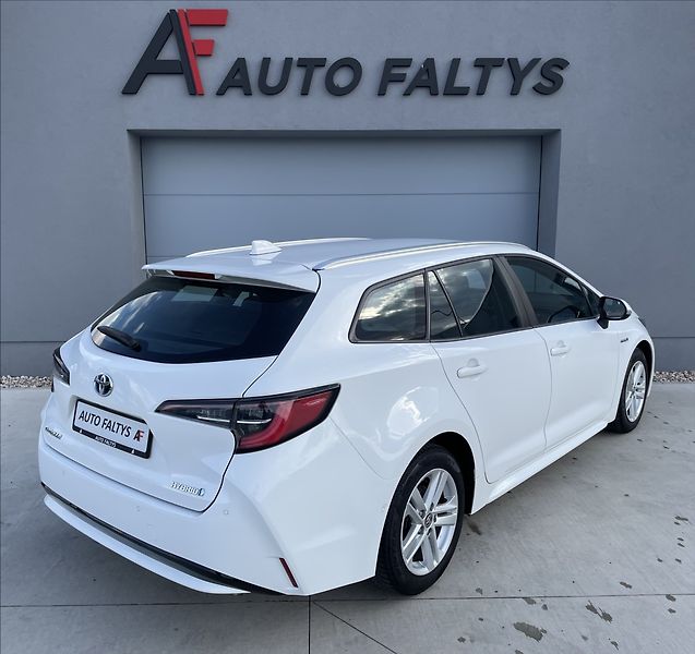 Toyota Corolla 1,8 Hybrid TS ČR.1.MAJ. - fotka 3 z 28